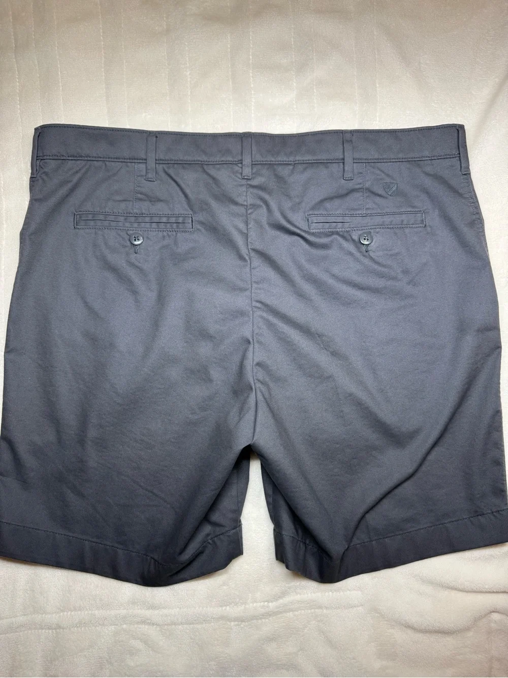 Daniel Cremieux Men's Gray Flat Front Shorts with Red Stitch Accent